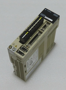 YASKAWAdiscoloredUsedSGDS-02A02ASERVOPACK200WDRV-I-294
