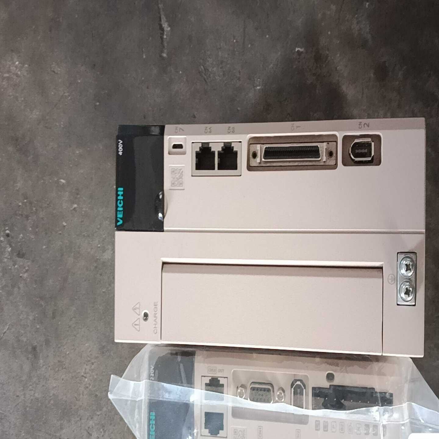 伟创伺服驱动器SD700-6R0D-EA，三相，380-44--议价商品