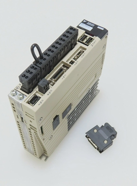 YASKAWASIGMA5SGDV-1R6A11ASERVOPACK200WDRV-I-25939C17