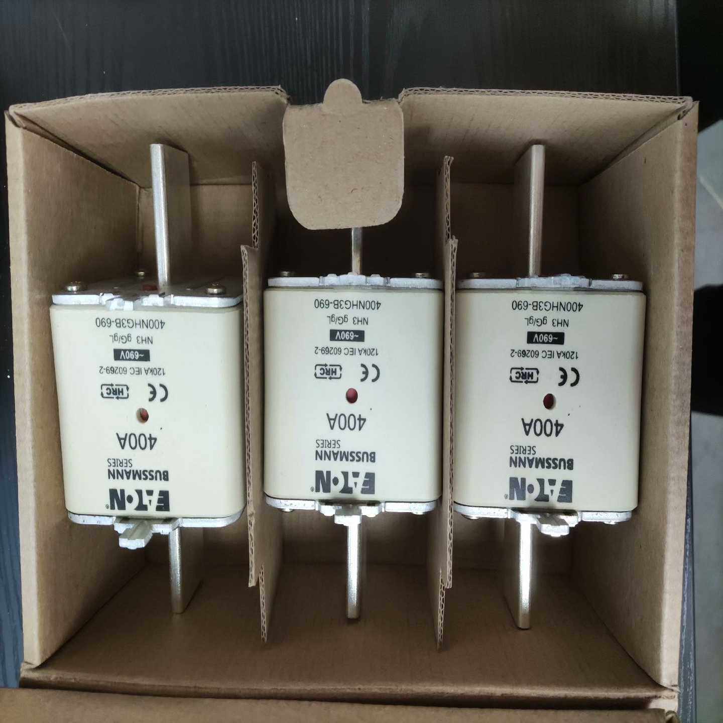 巴斯曼熔断器400NHG3B-690  价格便宜【卡奥电子】