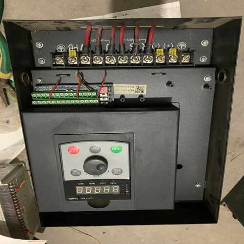 日页变频器CM530-B04T011G/015PB【卡奥电子】