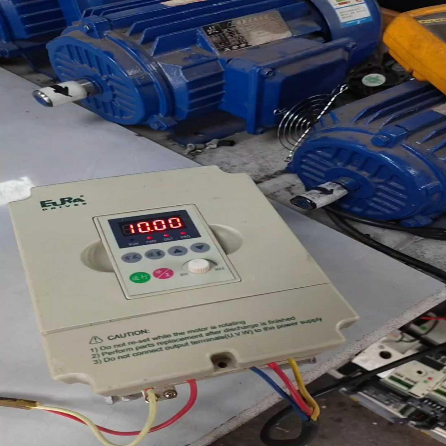 欧瑞变频器0.75KW，F1000-G0007T3B，成色如--议价商品