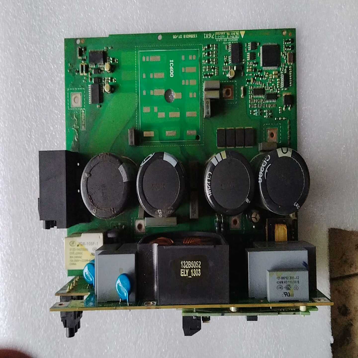 议价丹佛斯变频器主板拆机板，型号FC-051P5KT4E20H3