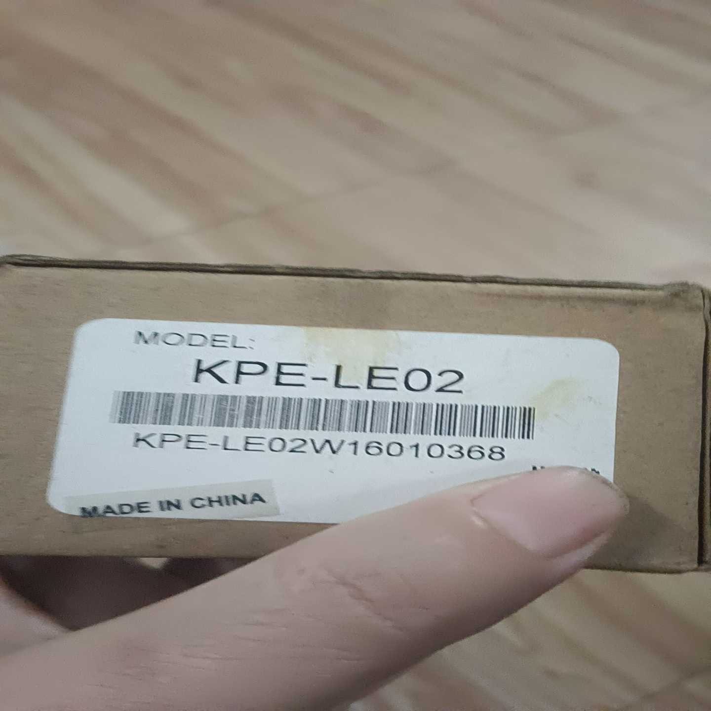 咨询-台达面板KPE-LE02，，实物图拍摄，