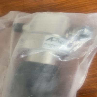 AP TECH减压阀 孤品，AZ1010S 2PW FV4~询价