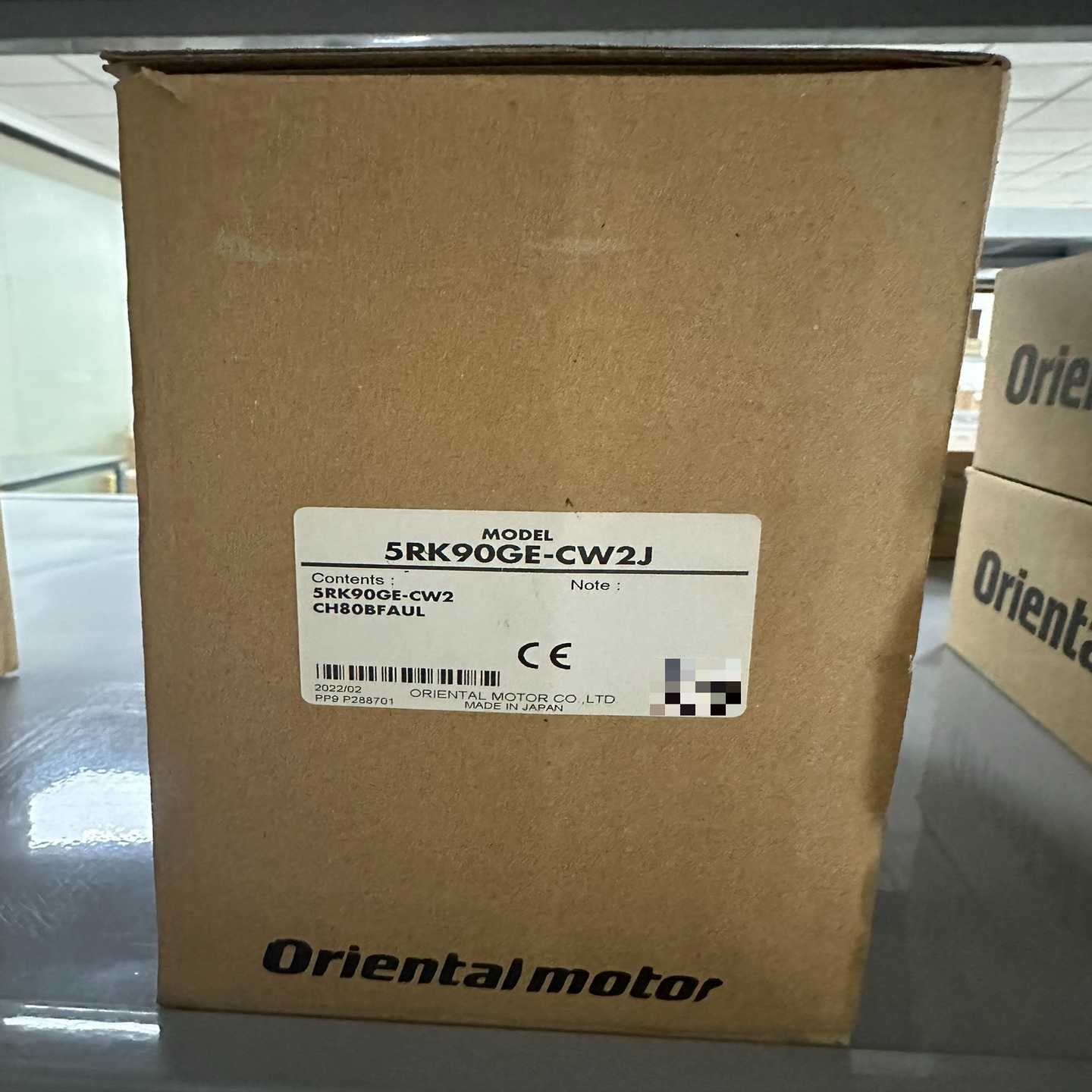 东方马达电动机5RK90GE-CW2J全新原装正品折价--议价商品