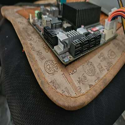 （议价）音创服务器主板，j3060cpu，带4G内存，32G的固态，