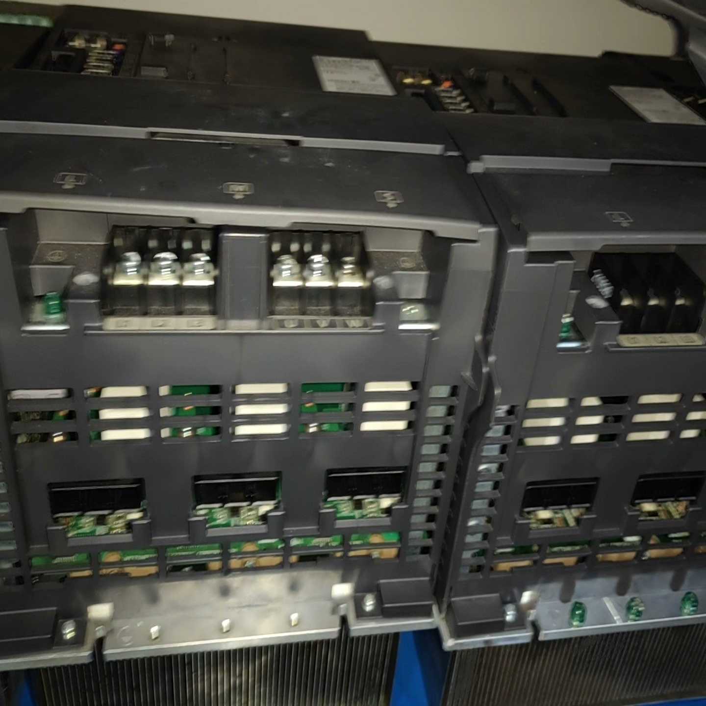 MDS-EM-SPV3-16080-20080三菱新款em一【落红设备】