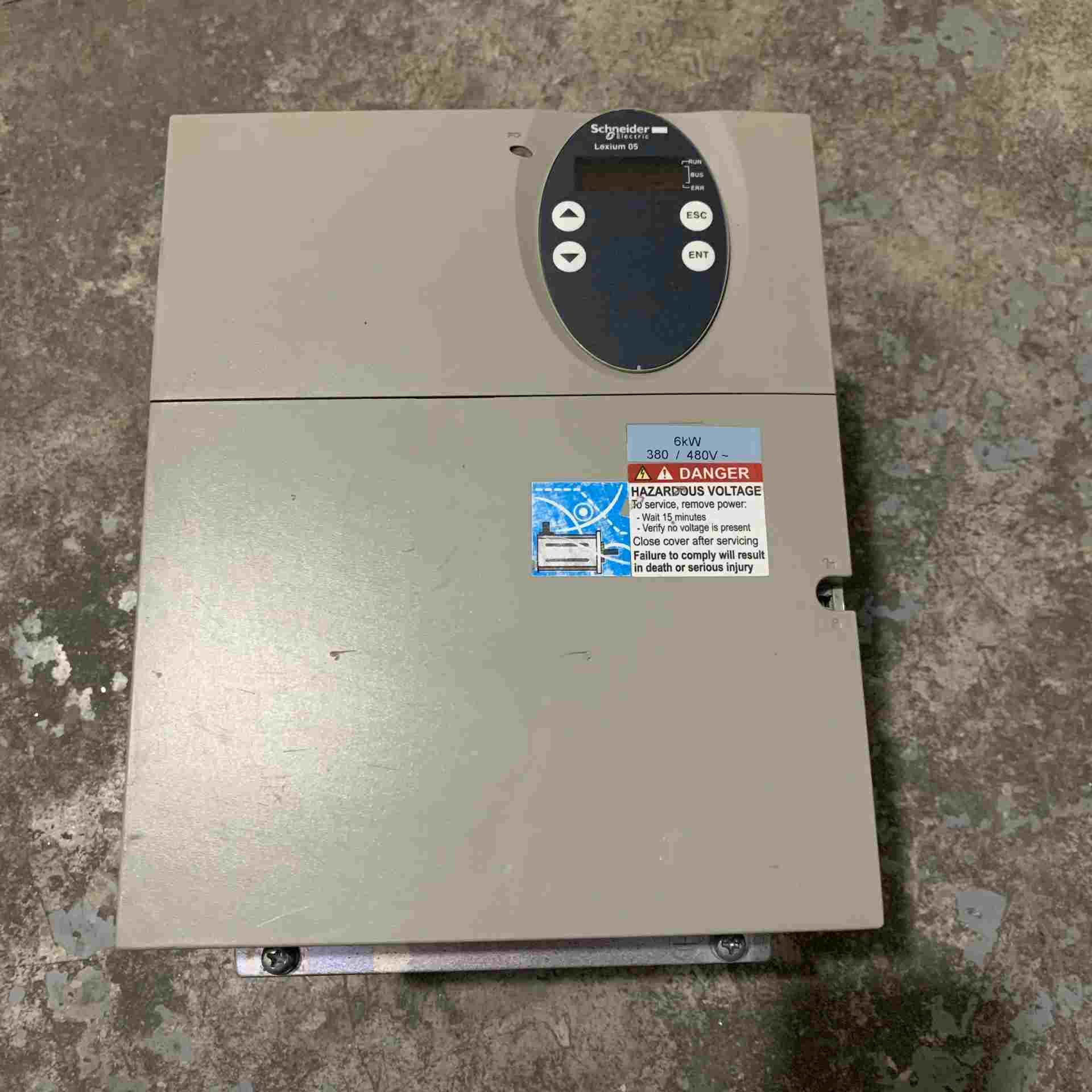 LXM05系列伺服驱动器6kw 三相380V