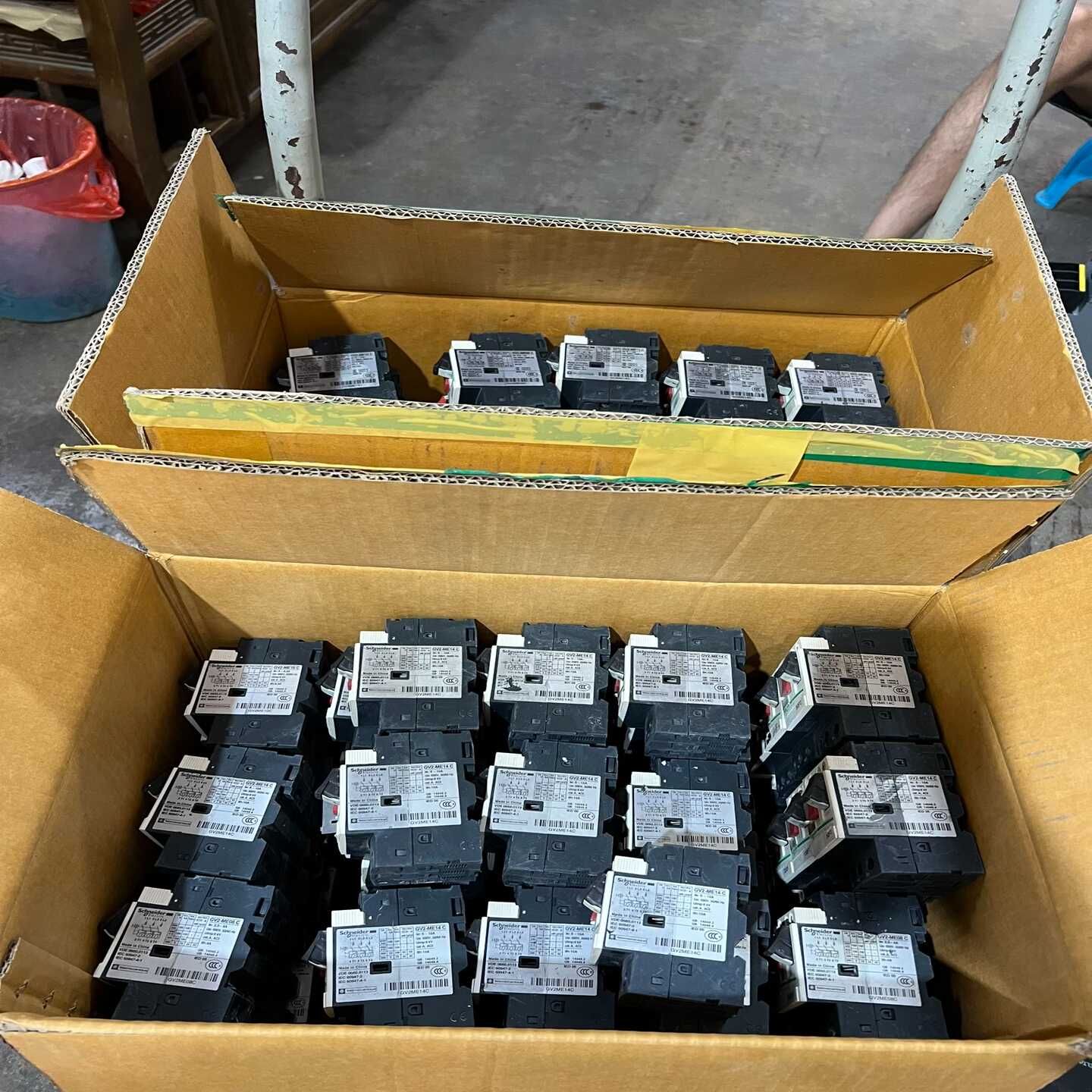 议价施M耐德GV2马达保护器GV2-ME14C，6-10A，实物拍现货/维修