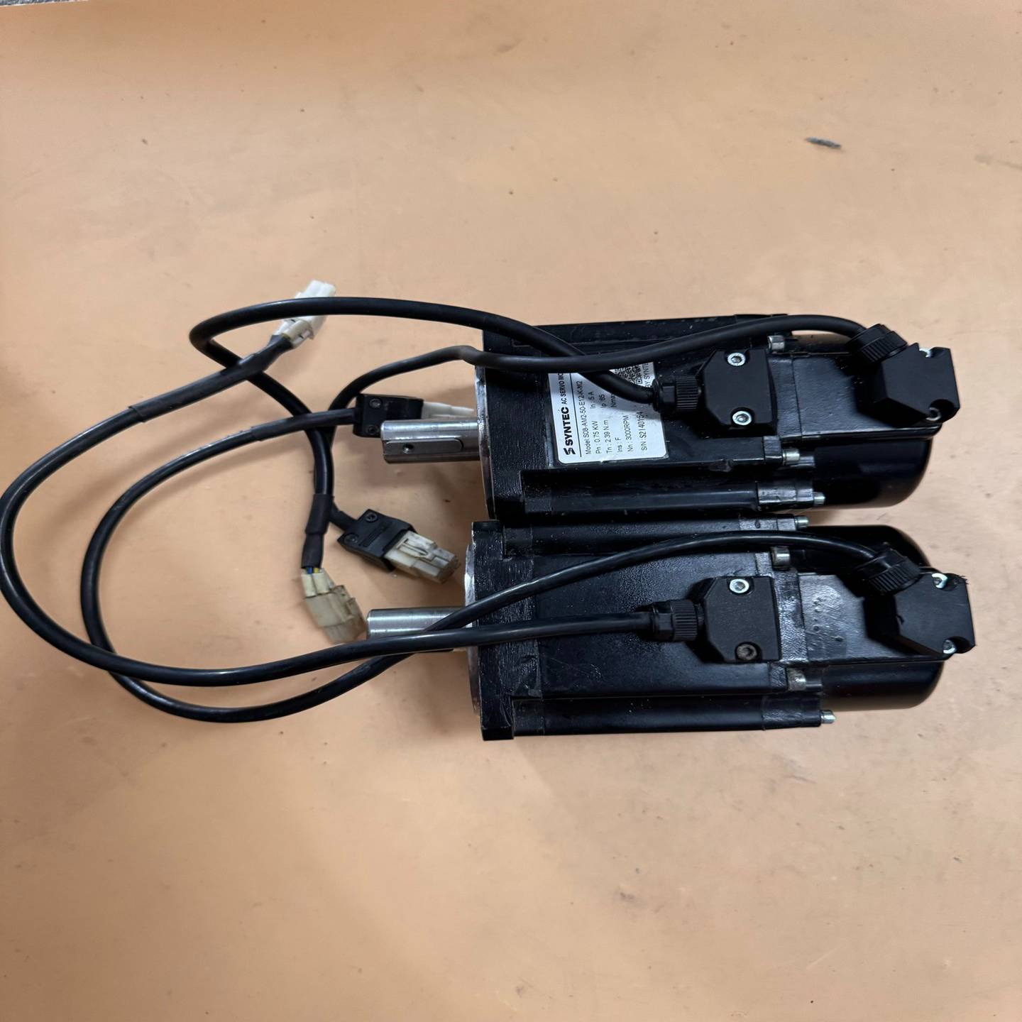 【议价】S08-AM2-50-E12-K-M2新代伺服电机750W适用