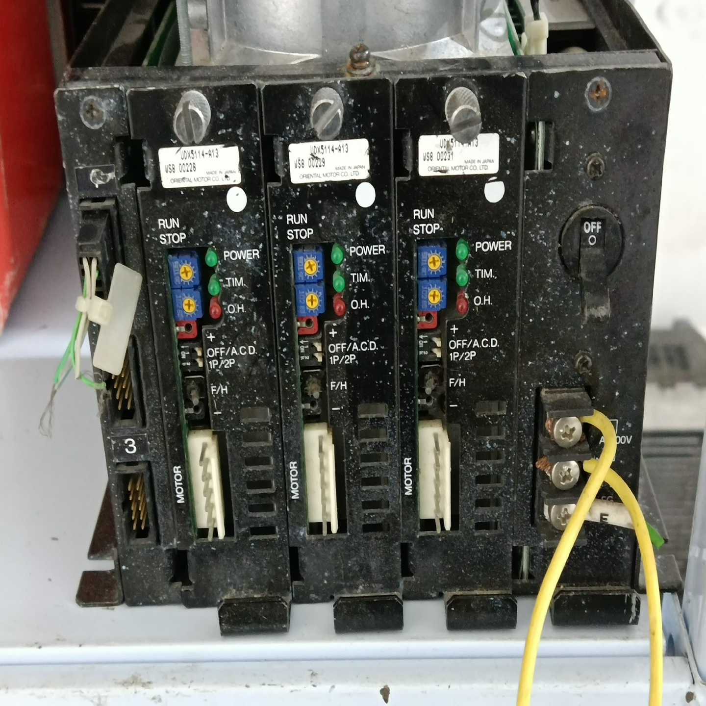 东方步进驱动器EKS4021(通通配件)