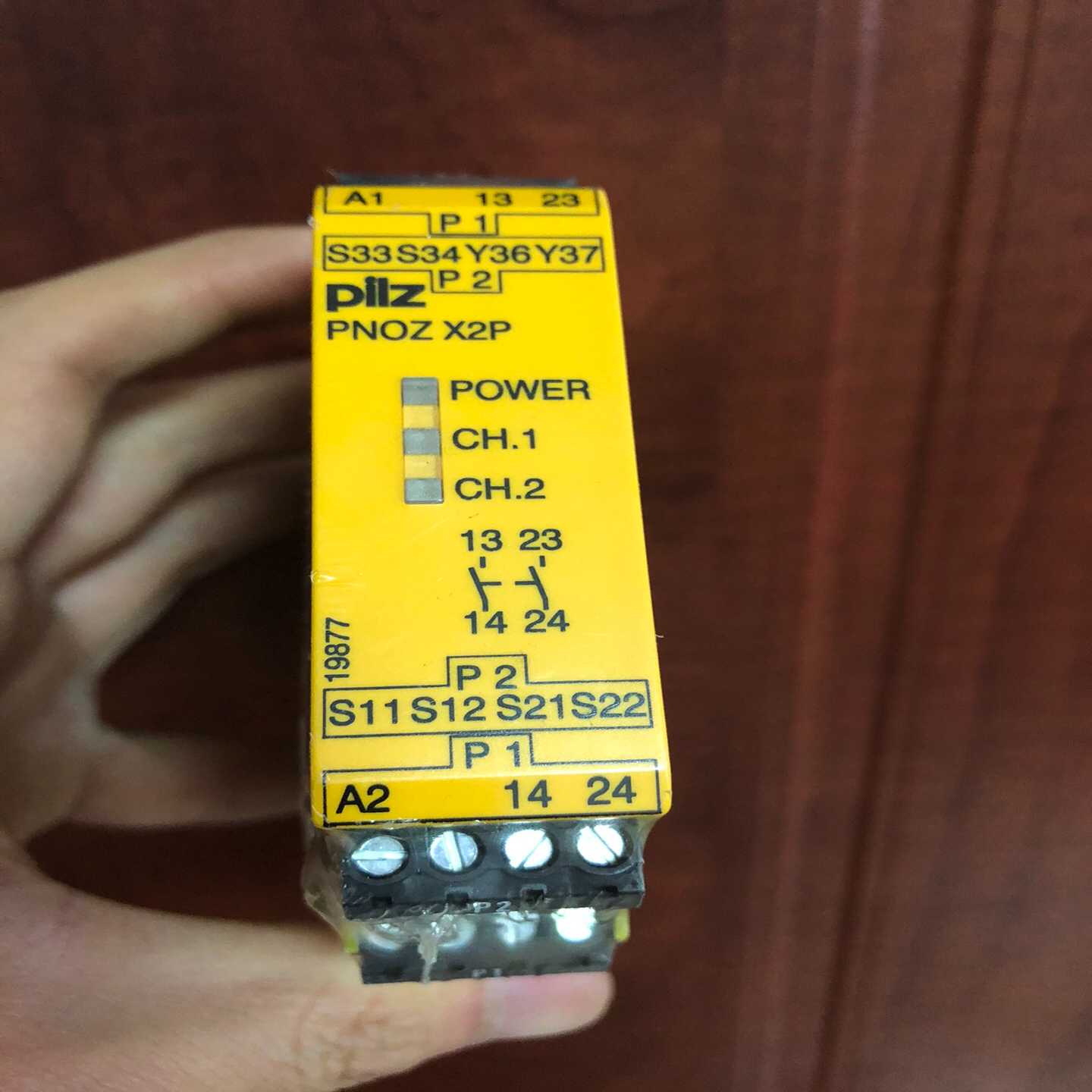 777303PNOZX2P皮尔兹pilz安全继电器，全询价