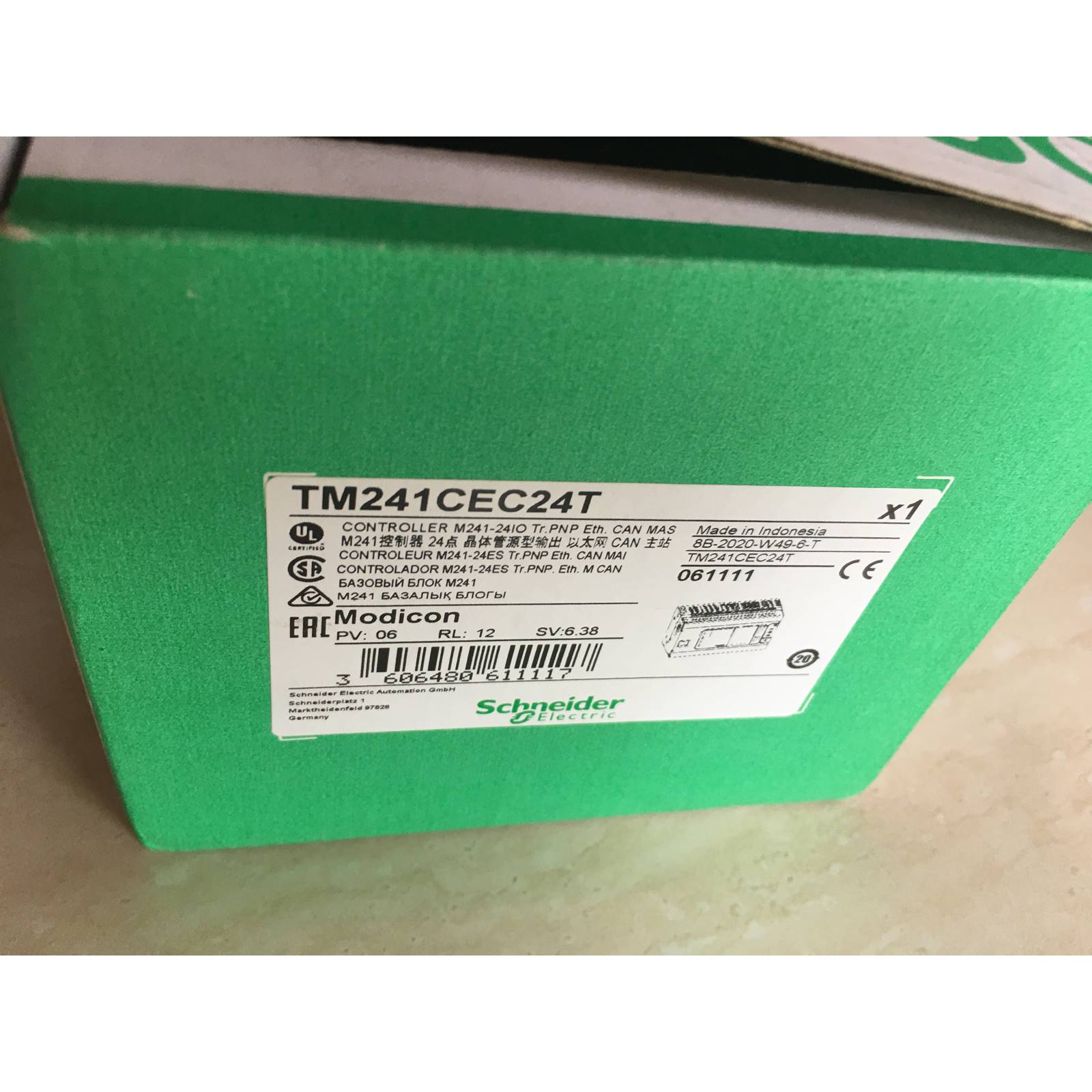 配件施耐德控制器模块TM241CEC24T原装现货议价