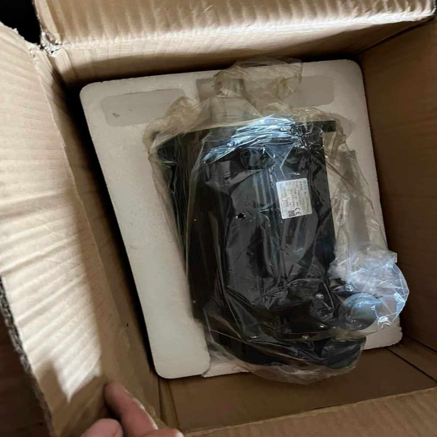 全新米格110ST-M10010，10牛米，轴19，安装止口--议价商品