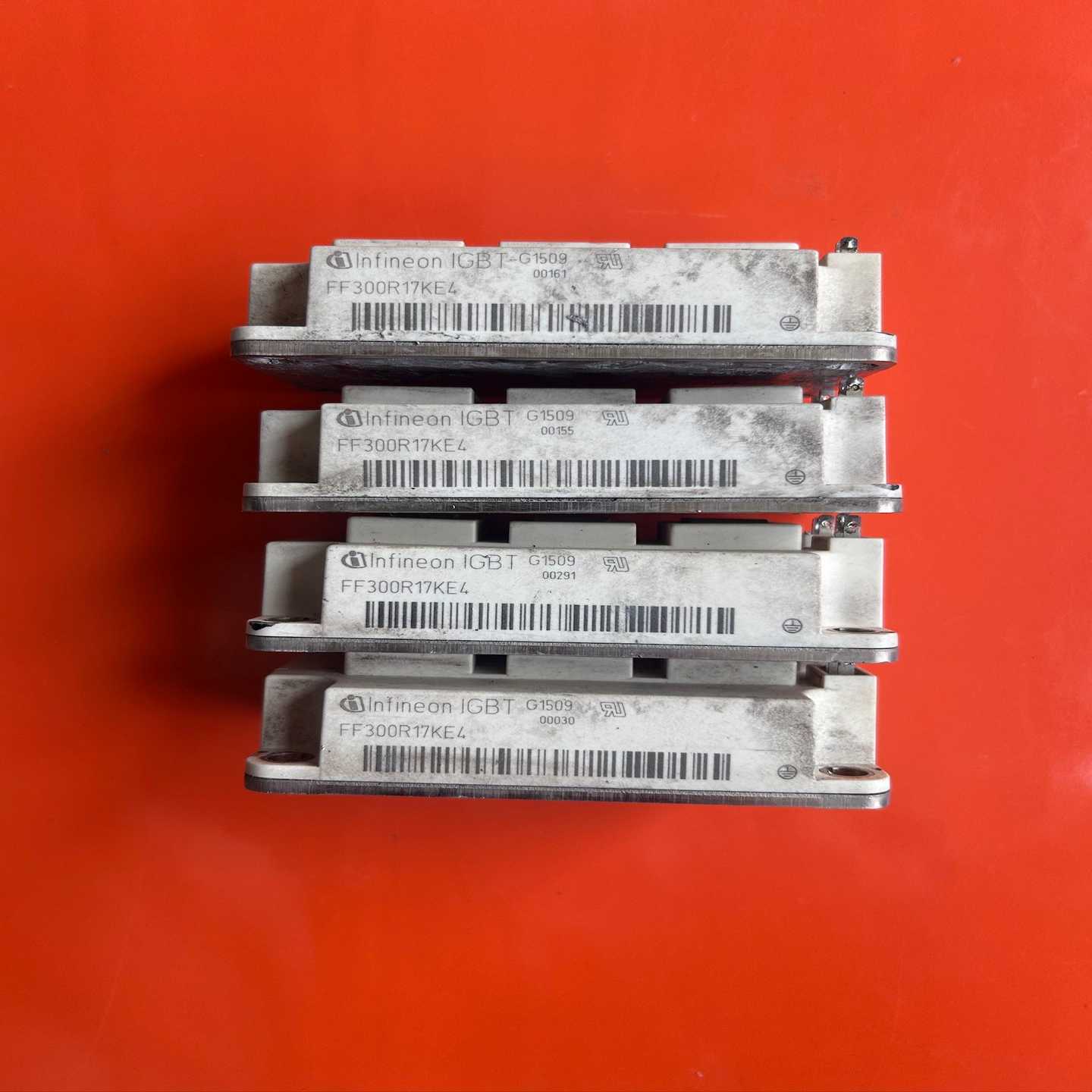 英飞凌igbt模块FF300R17KE4适用