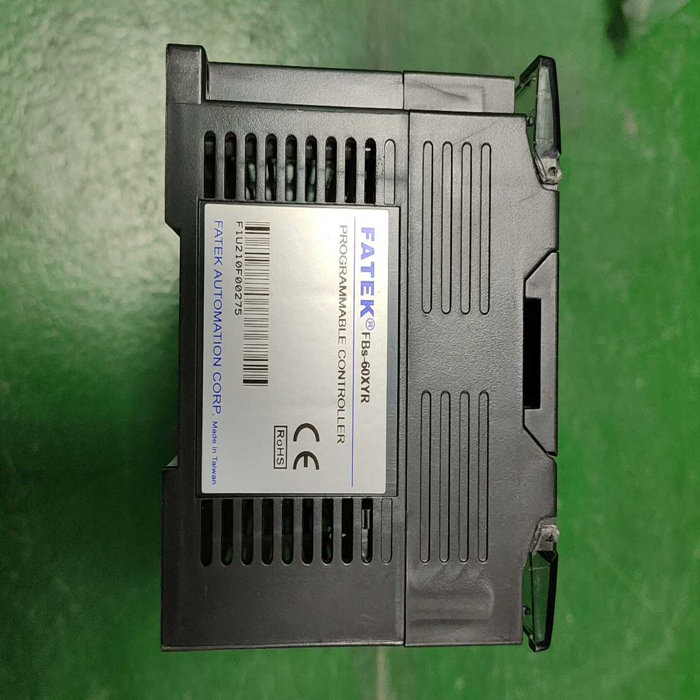 永宏PLCFBS-60XYR，功能完好经过测试，成色如图，