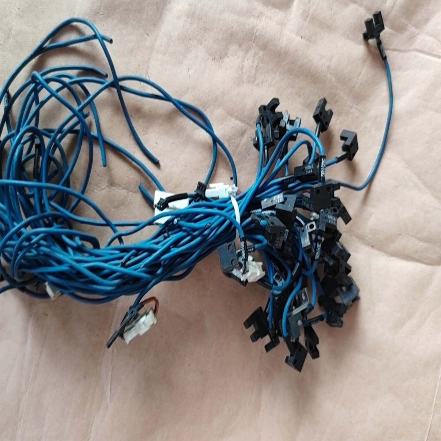 【请询价】槽型光电开关4911A1 3914-14913A1实物拍