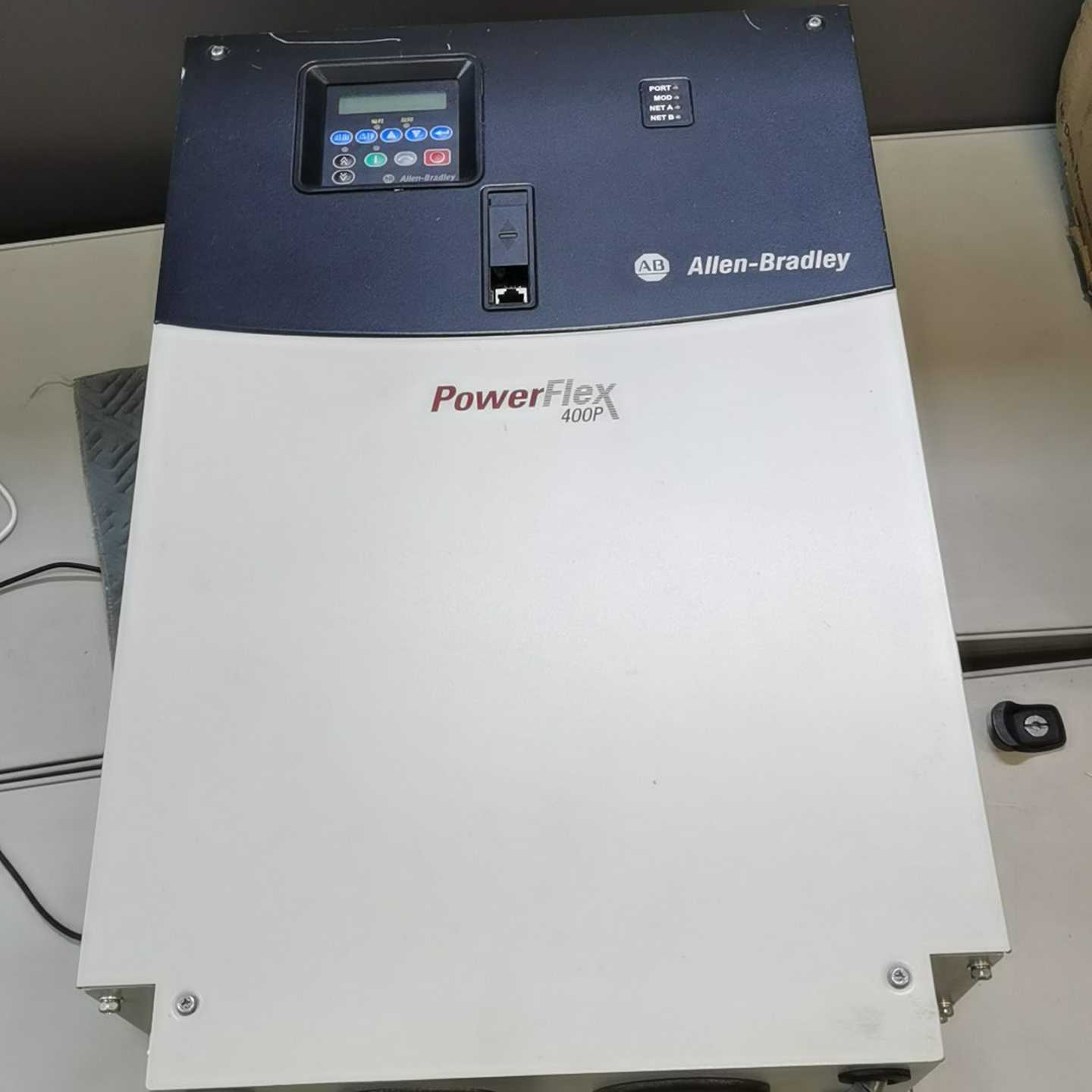 AB变频器PowerFlex400P，型号22P-D105--议价商品