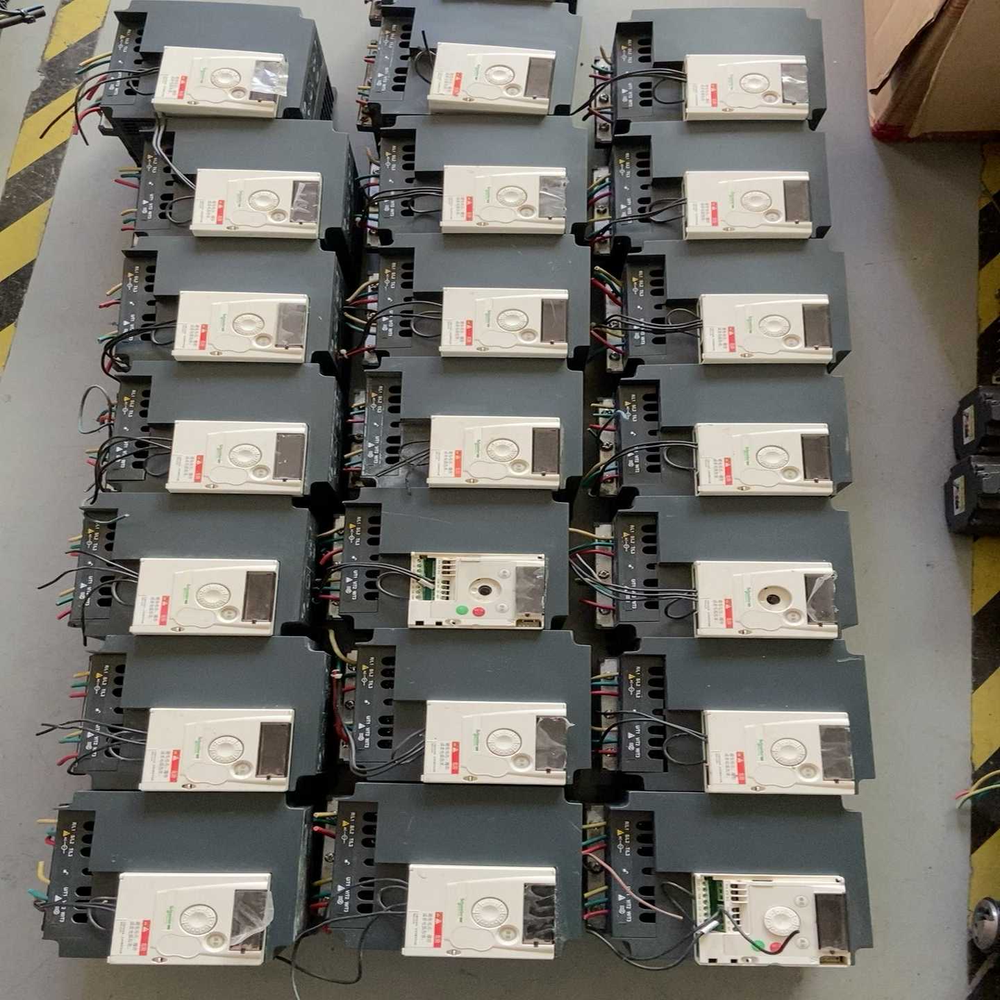 【议价】ATV303HU55N4ATV303HU变频器5.适用