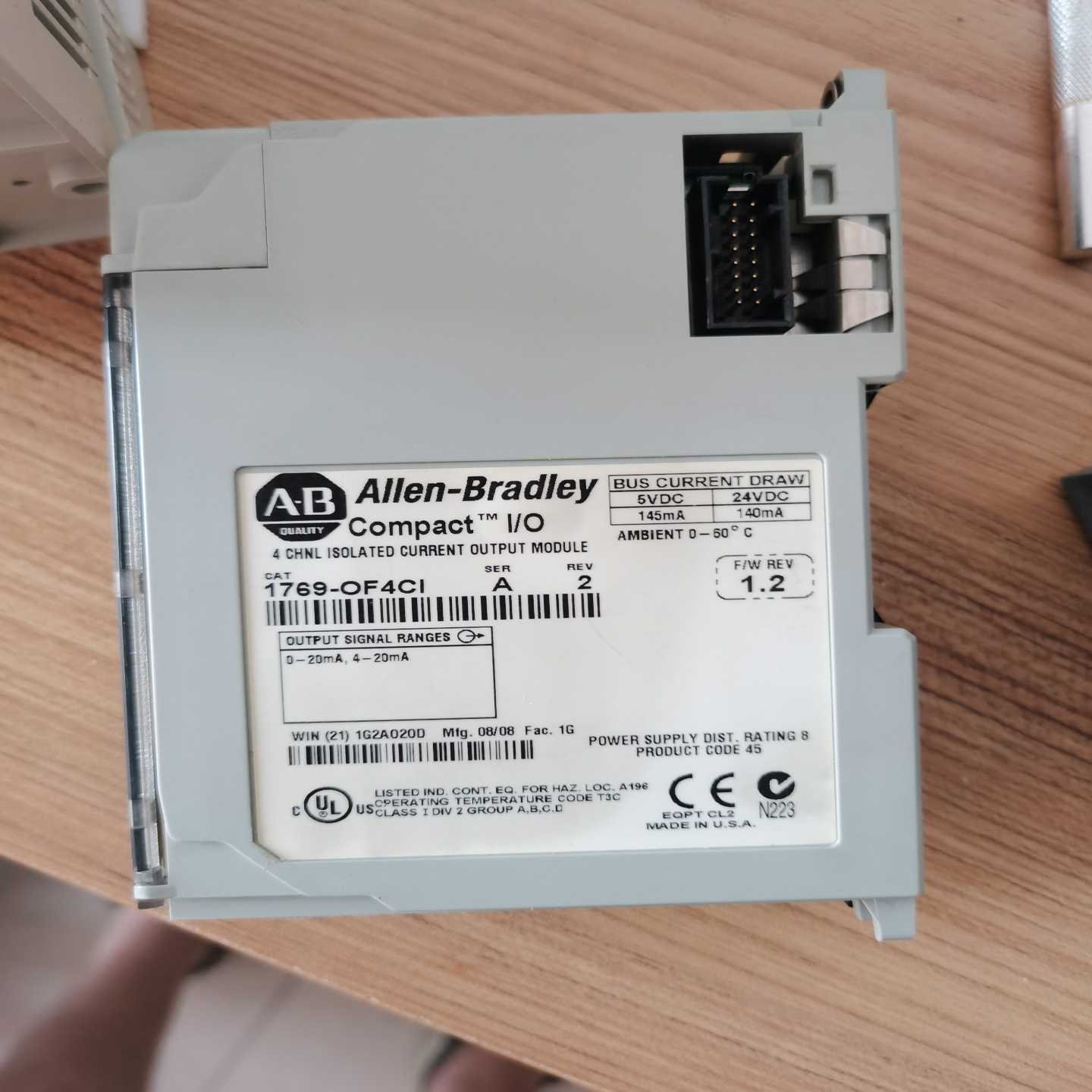 罗克韦尔1769-OF4CI外观完好无破损，功能包好。--议价商品