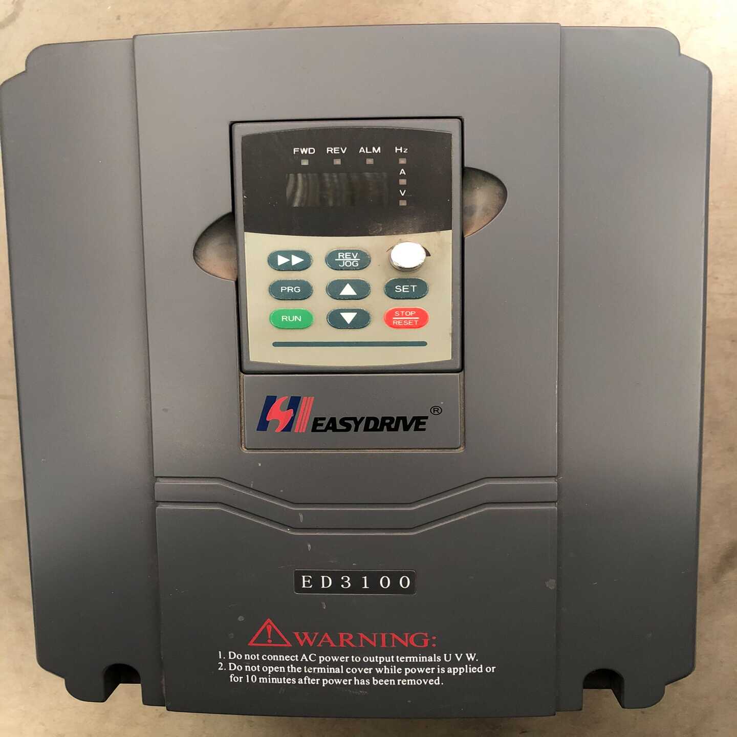 易驱变频器ED3100-4T0055M/4T0075FP--议价商品