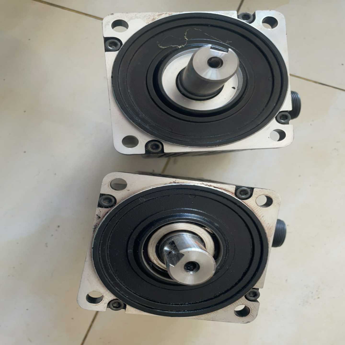 询价~台达2KW伺服电机，ECMA-C11020ES ，实物图