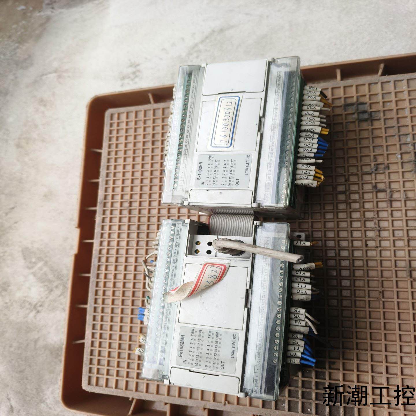 拆机力扬PLC主机型号Ex1n32MR拓展型号Ex1n32议价商品