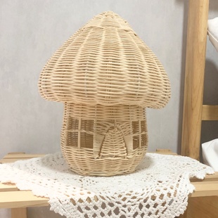 饰玩具摄影道具 INS风手工藤编蘑菇房子小夜灯可爱桌面储物摆件装