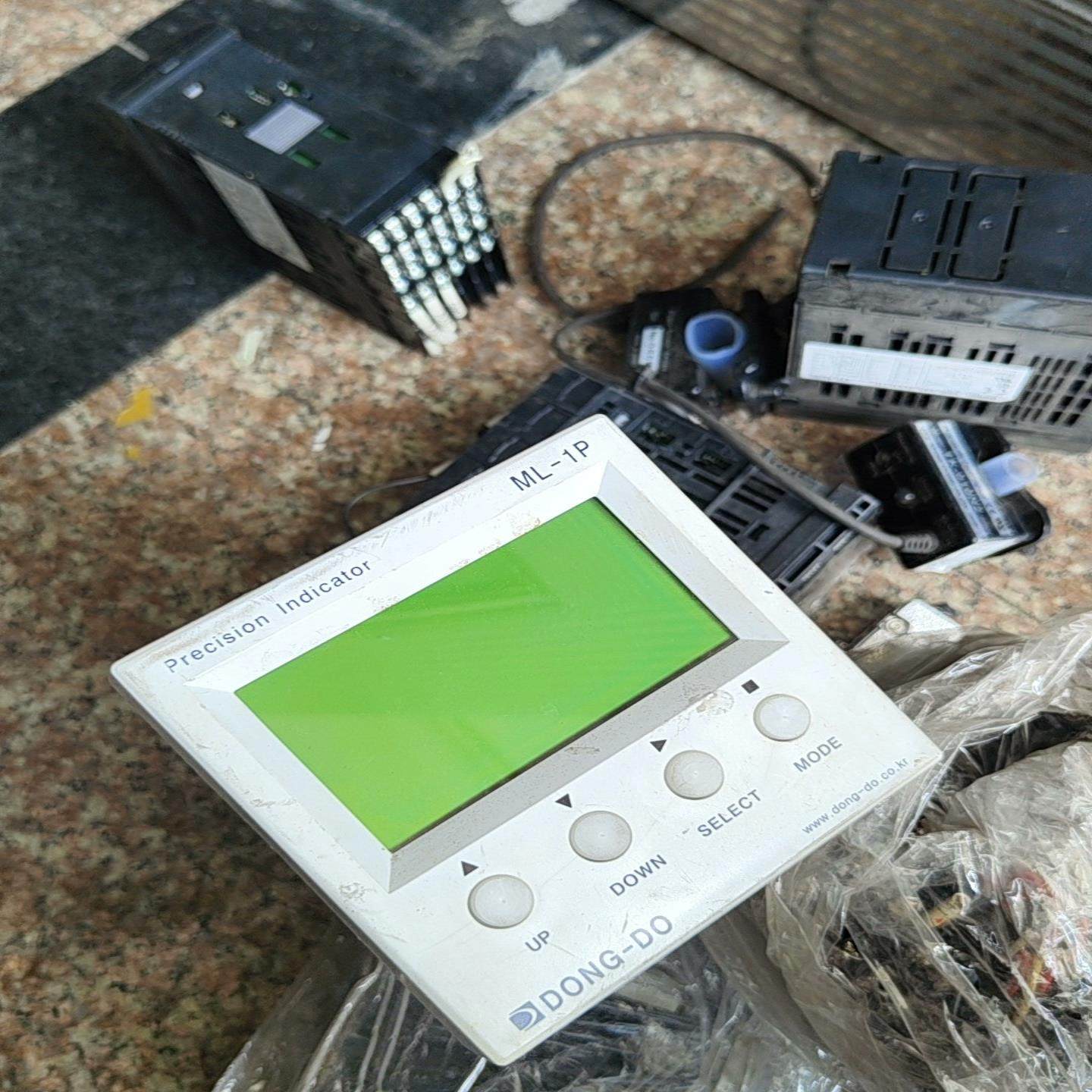 议价东渡显示控制器DONG--DO ML-1P实图拍摄功