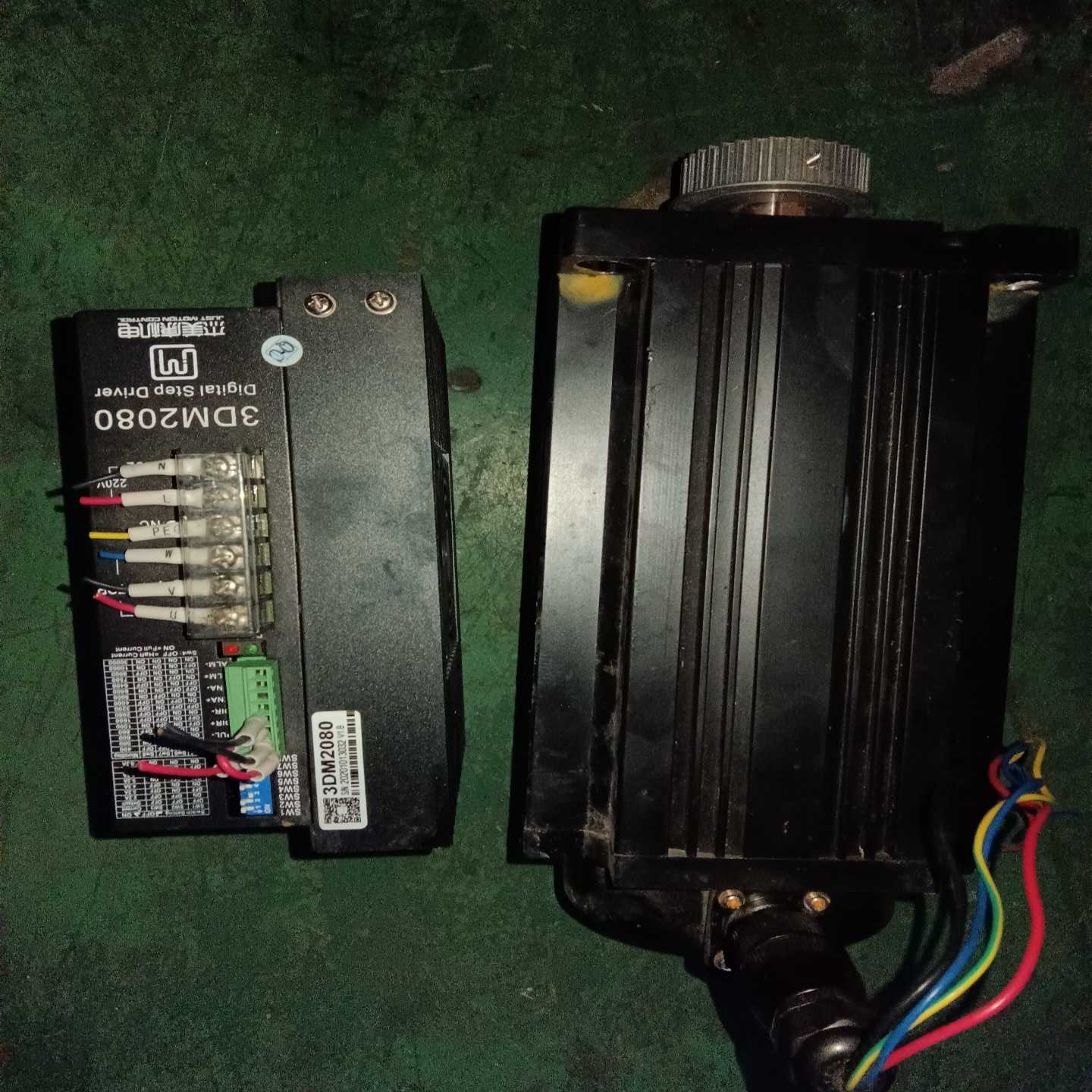 询价杰美康3DM2080三相步进套装，包含电机110J12185