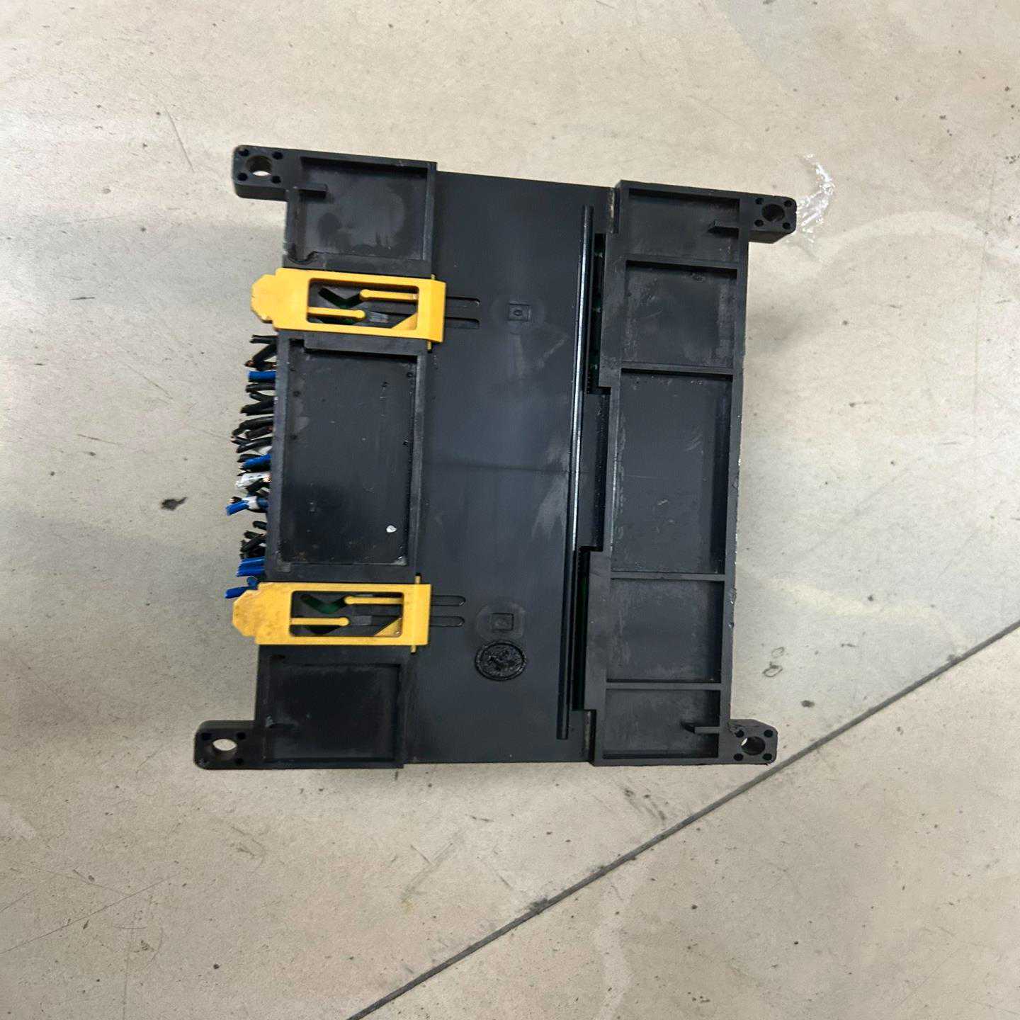 继电器SRT2-VOD16ML-1远程控制终端变询价