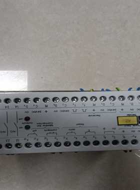 询价全新德国施克SICKLCUX1-400安全继电器实物