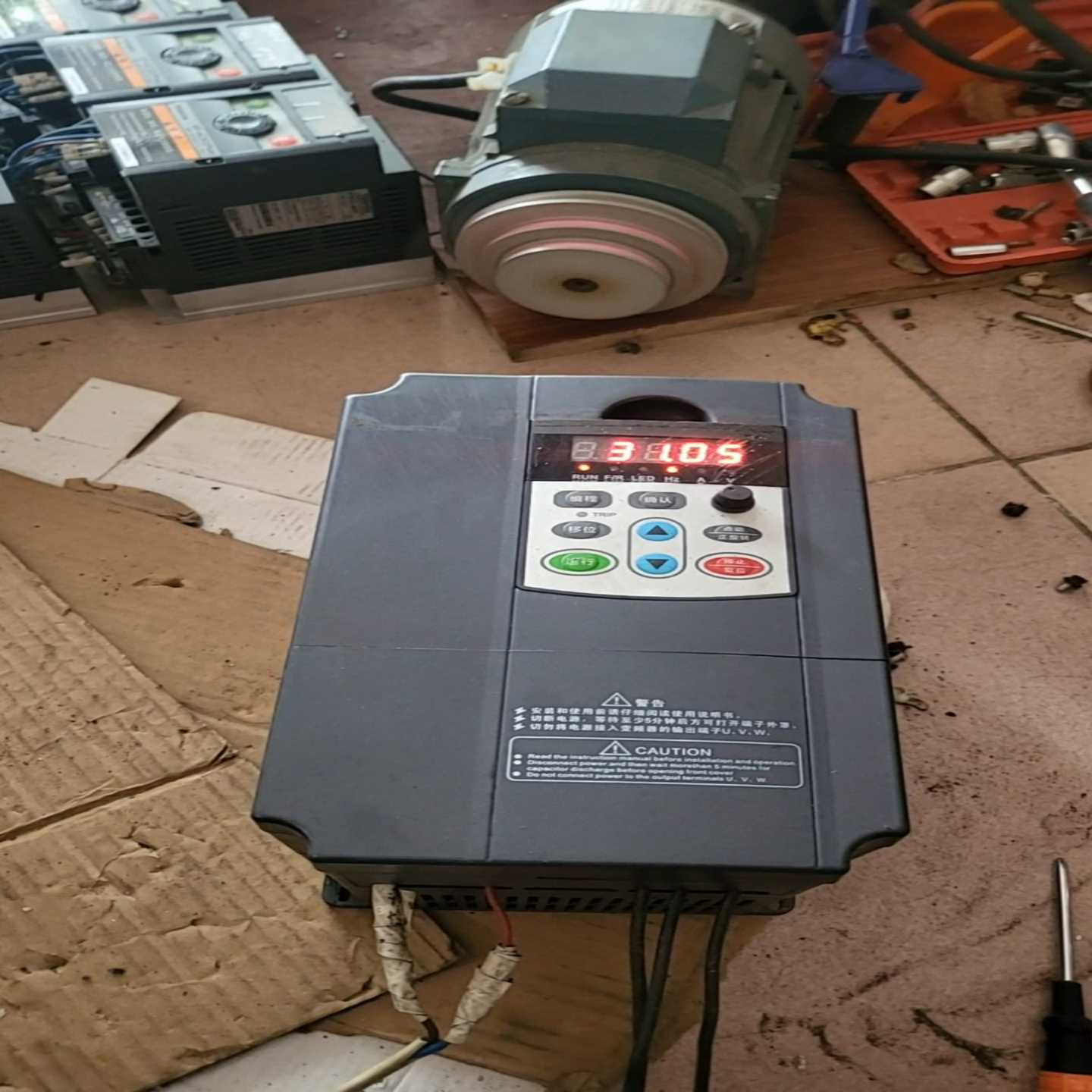 三科变频器SKIV100A-04G/5D5P-4，4KW，3--议价商品