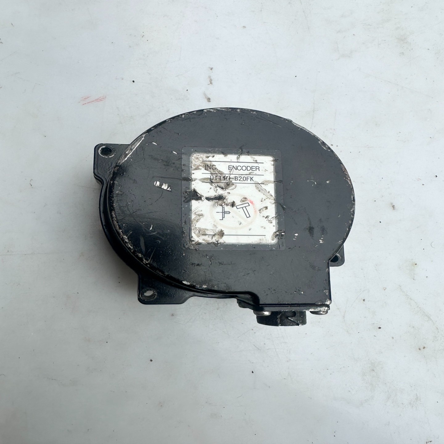 【请询价】安川5代伺服电机编码器UTTIH-B20FK