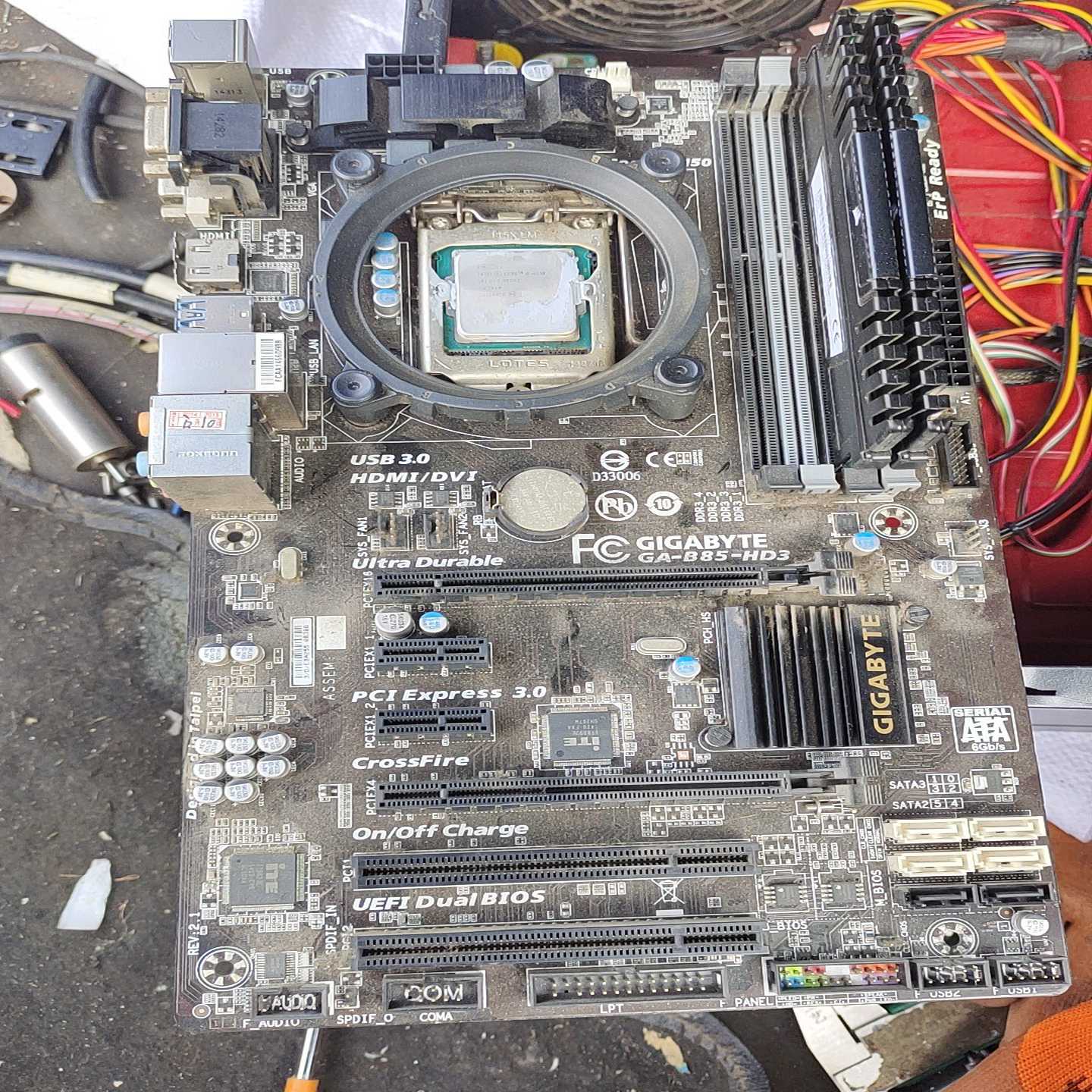 议价技嘉B85-HD3大板拆机主板ddr3的8g内存两K根和i5-现货/维修