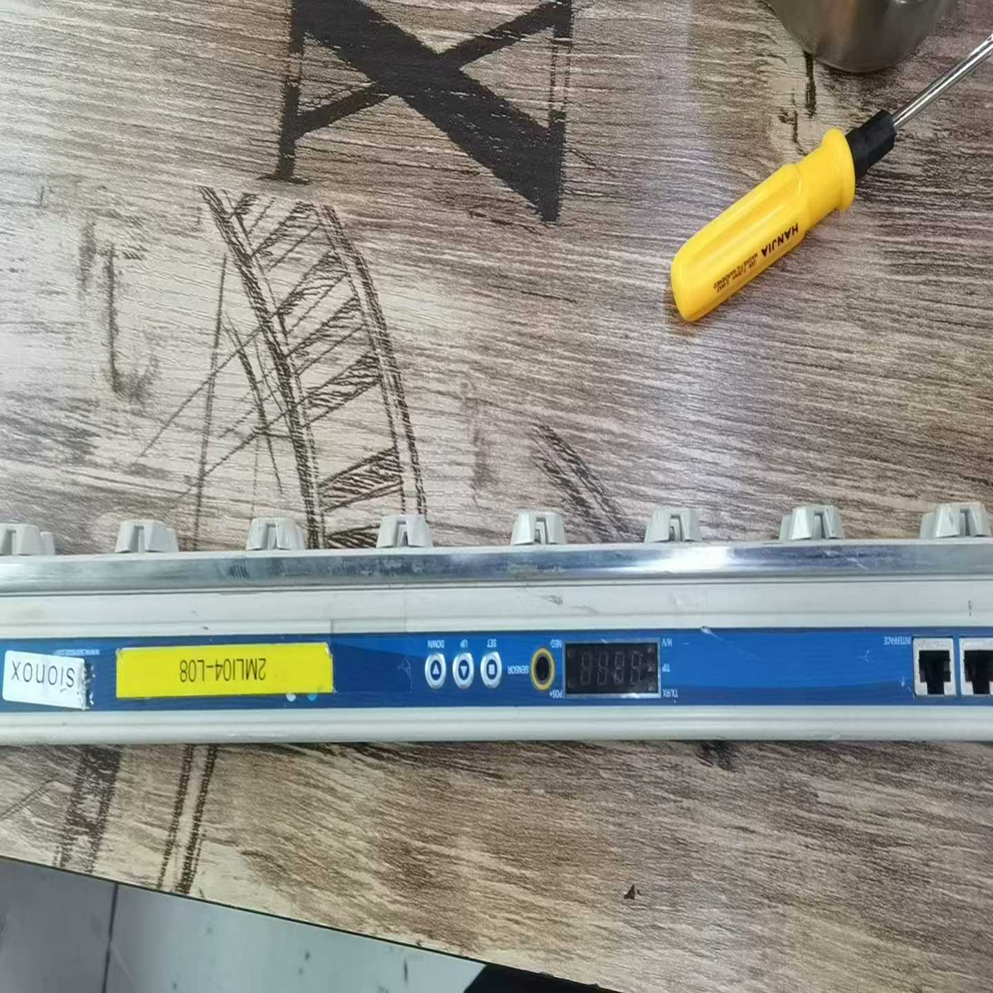 SUNJE静电消除器2MLI04-L08，拆机品，实物如图，--议价商品
