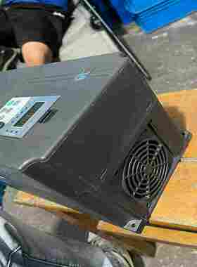 三菱变频器0.1KWFR-D720-0.1K原装拆机，已--议价商品