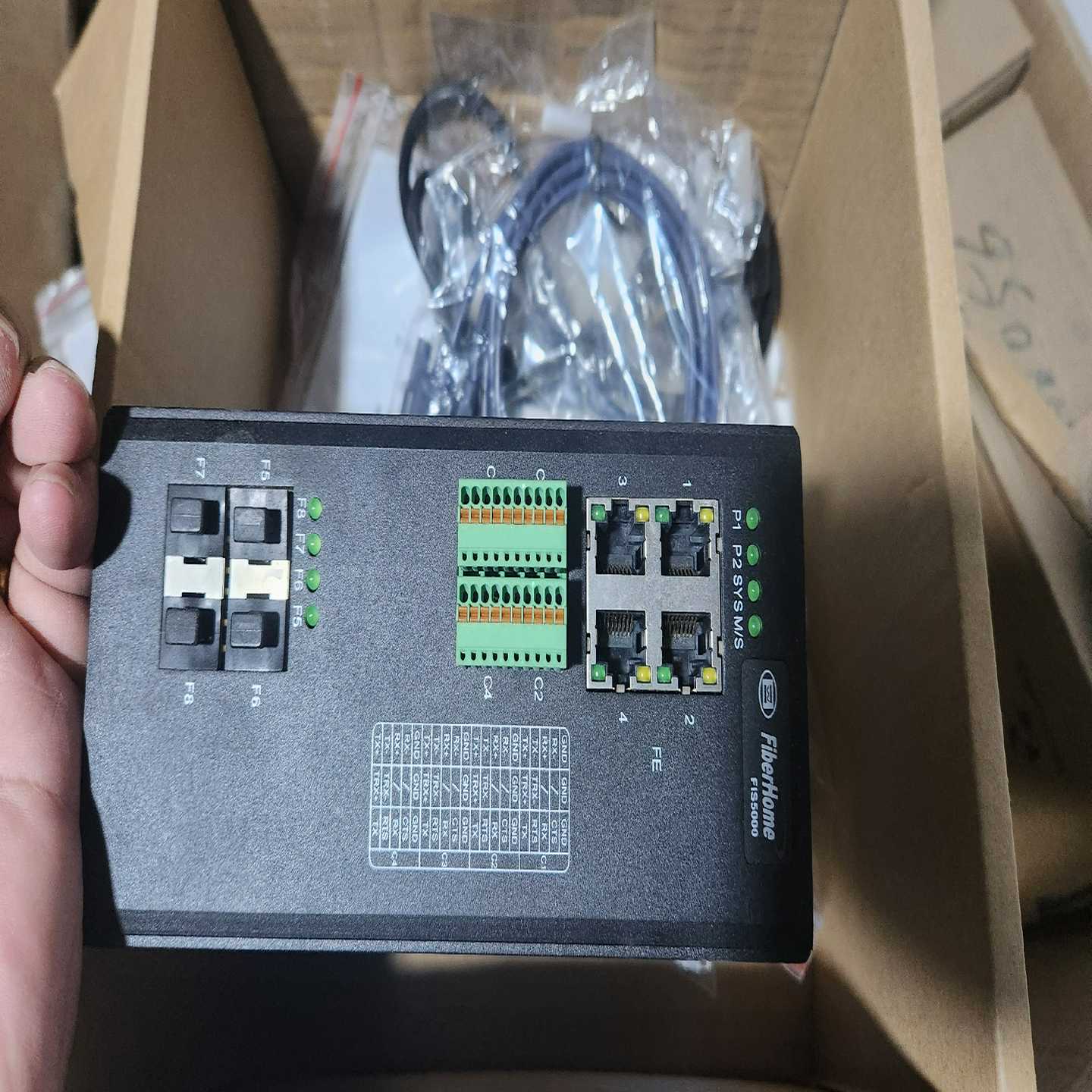 烽火FIS5000-12T-4T4S4RS-HS-MHMS--议价商品