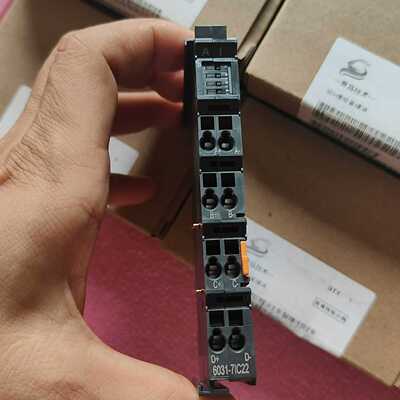 显空7寸触摸屏，型号：SA-7A，库寸15台，，成色（电子设备）