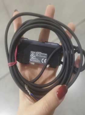 询价拍~基恩士光纤放大器，型号：HAL71G701，如图所示，实