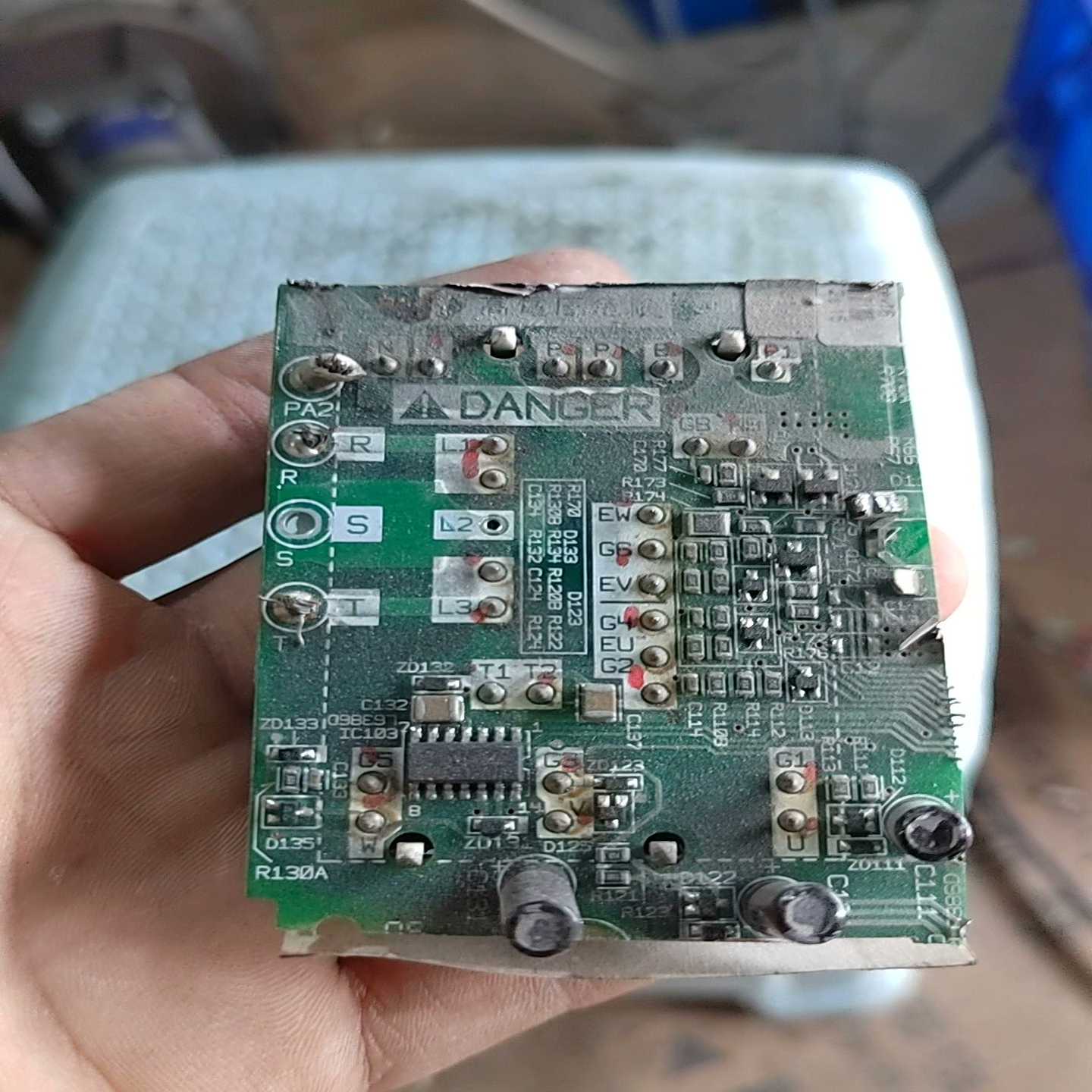 FB15R06KL4-B，切割带板，直接拍包适用