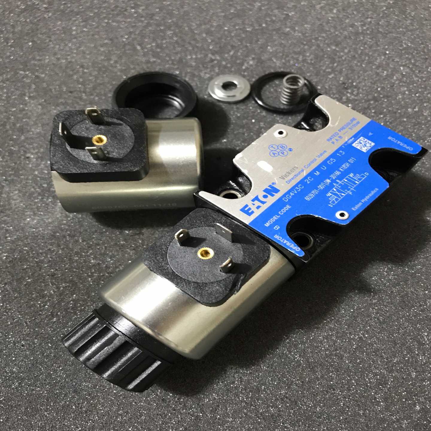 咨询-vickers威格士电磁阀DG4V3C2CMUG