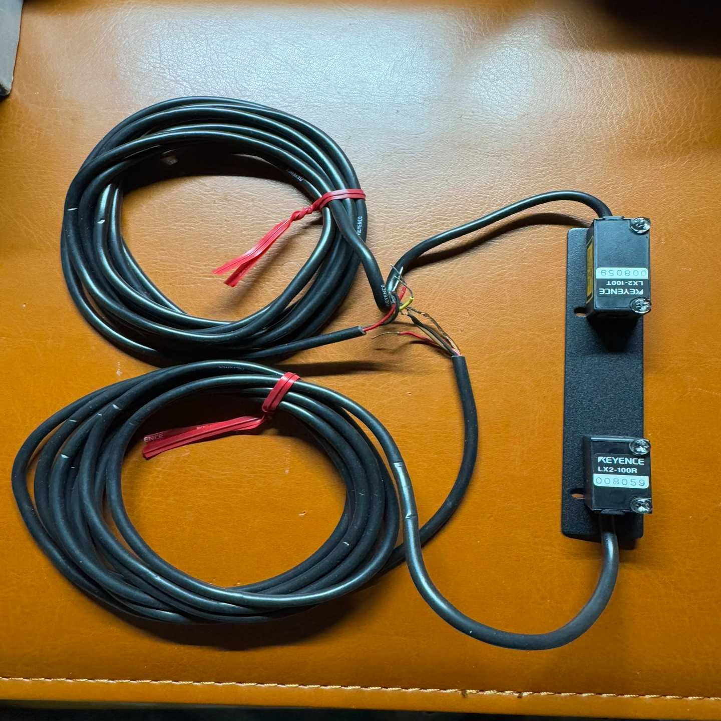 基恩士LX2-V10一套，询价