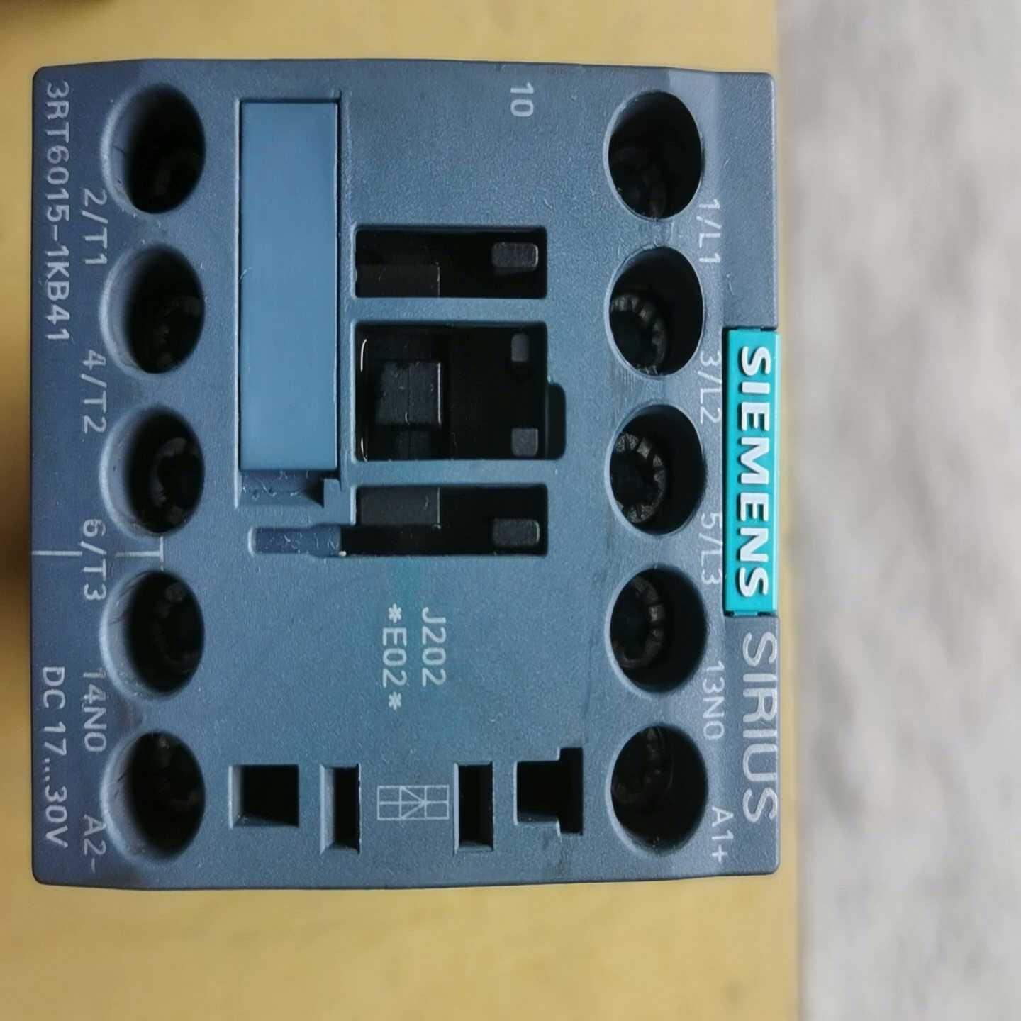 直流接触器3RT6015-1KB41，询价