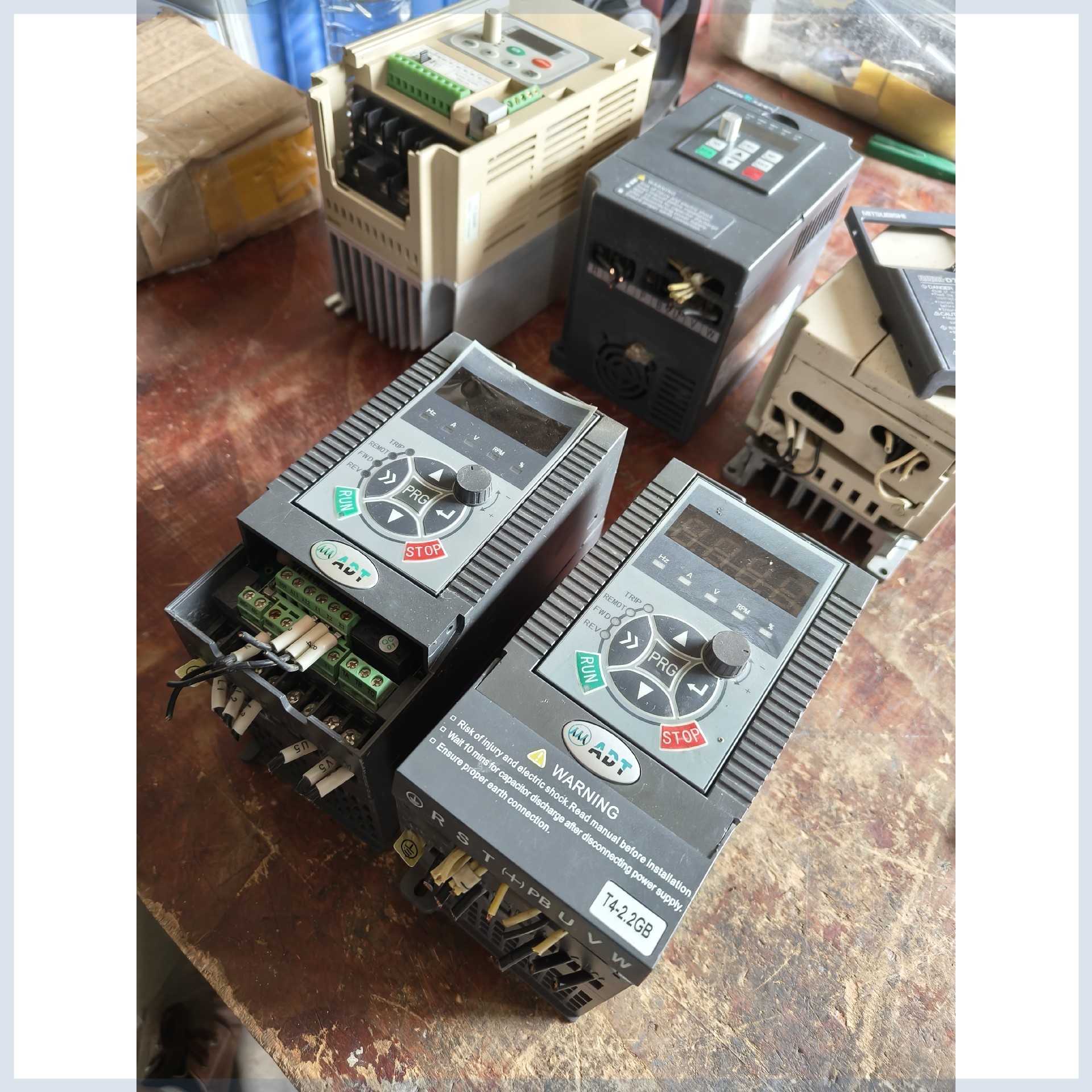 售前询价澳地特变频器AD200-T41R5GB2R2PB0 380