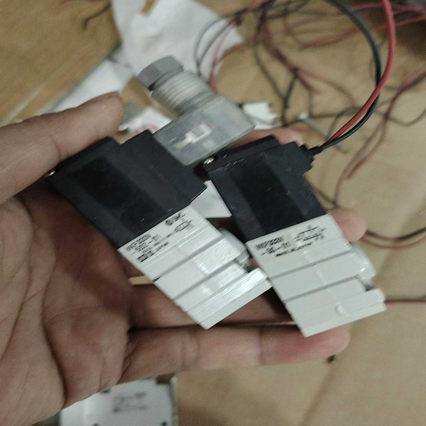 SMC电磁阀VKF333V-5G-M5/VKF332V-5Z-议价