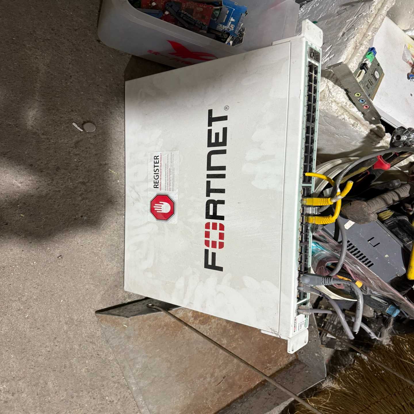 飞搭FORTINET型号FG-94D-POE询价