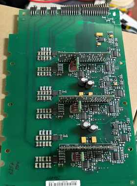 伟肯变频器PC00526H，板破损，拆配件价询价