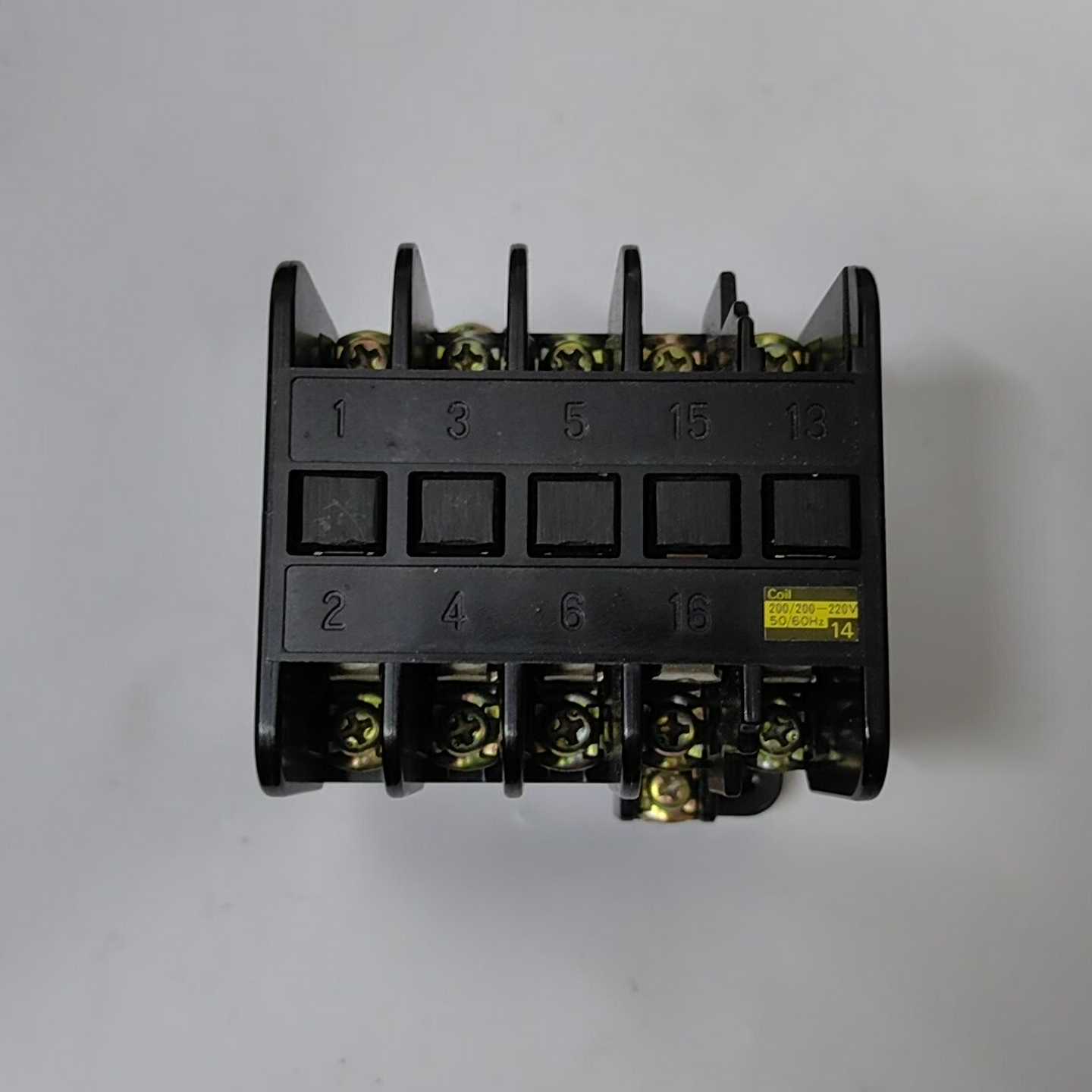 富士FUJI接触器SRC3631-5-1，线圈220V，询价